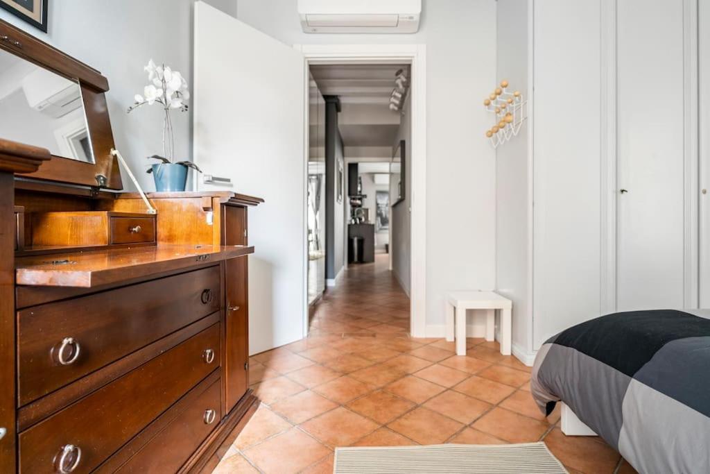 L'Atelier Del Centro: Tra Design, Storia E Fascino Apartment เบรเชีย ภายนอก รูปภาพ