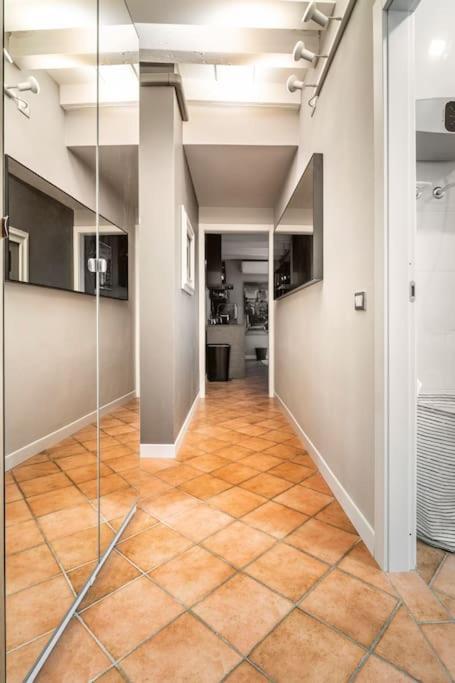 L'Atelier Del Centro: Tra Design, Storia E Fascino Apartment เบรเชีย ภายนอก รูปภาพ